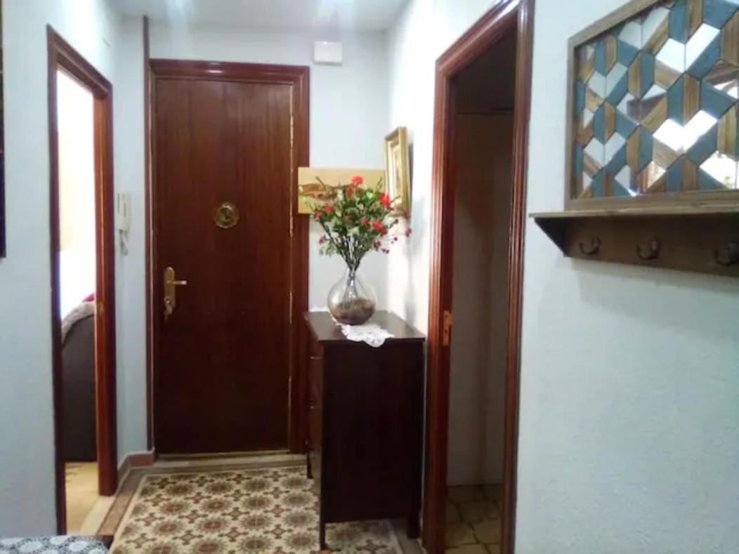 Las Golondrinas Habitacion En Piso Centrico Para Una O Dos Personas Zaragoza Dış mekan fotoğraf